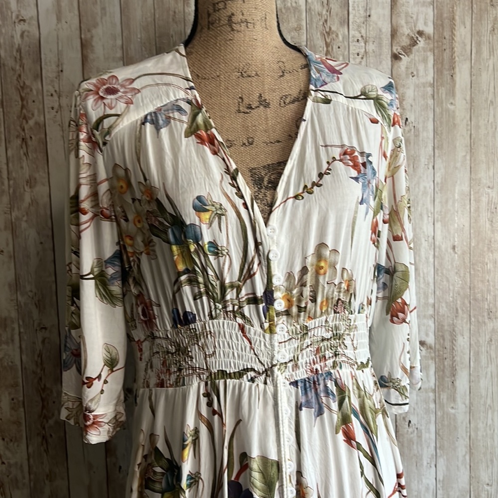 Floral Maxi Dress - White - Picture 3 of 11